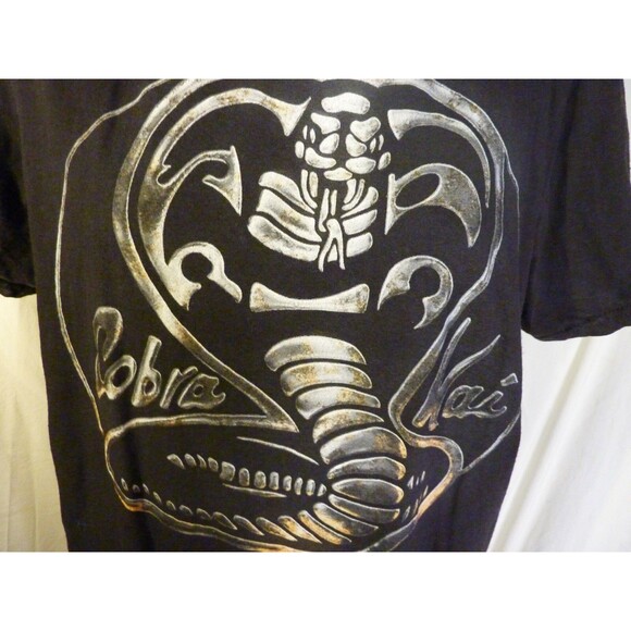 Cobra Kai-Black T-Shirt-sz M - Picture 2 of 4